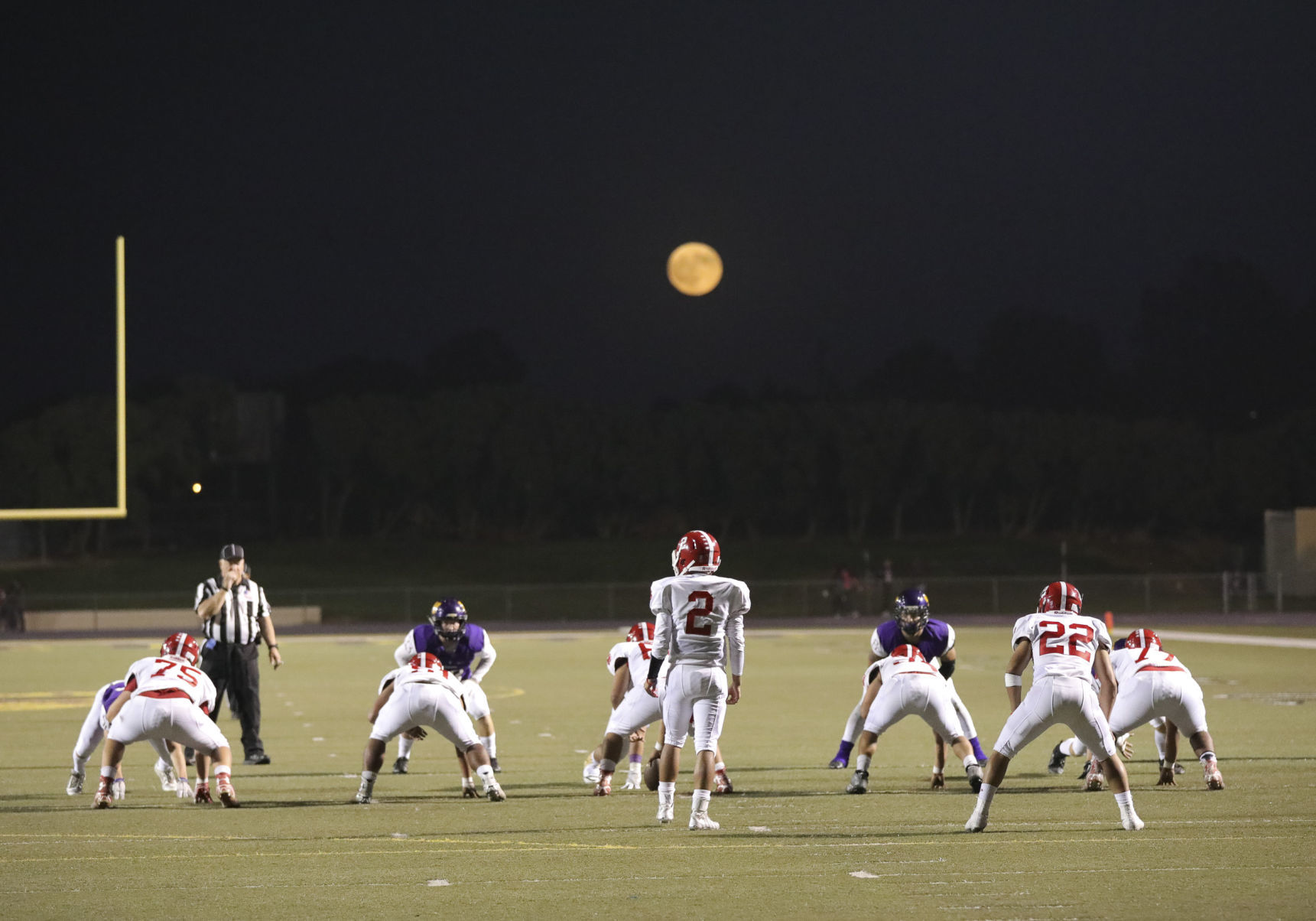 091616 Football-Santa Maria at Righetti 06.jpg